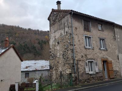 Vente Maison 4 pièces FERRIERES-SAINT-MARY 15170