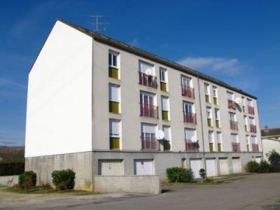 Location Appartement 4 pièces SAINT-SATUR 18300
