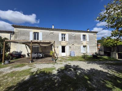 Vente Maison 7 pièces VILLENEUVE-LA-COMTESSE 17330