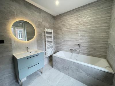 Location Maison MADELEINE 59110