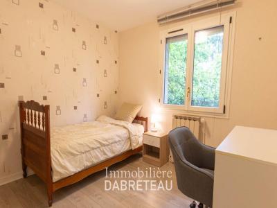Location Appartement 5 pi�ces VILLEURBANNE 69100