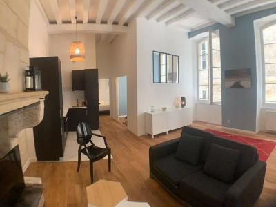 Location Appartement 3 pièces BORDEAUX 33000