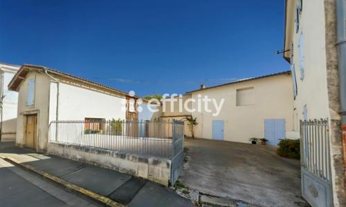 Vente Immeuble SAINT-JEAN-D'ANGELY 17400