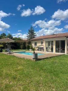 Location Maison 4 pi�ces SAINT-YZAN-DE-SOUDIAC 33920