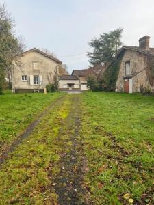 Vente Maison 9 pi�ces CHAMPAGNAC-LA-RIVIERE 87150
