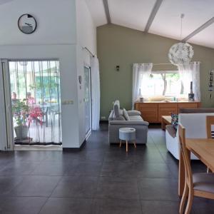 Vente Maison 5 pi�ces MOLLANS-SUR-OUVEZE 26170