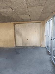 Location Parking AVIGNON 84000