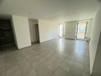 Location Appartement 2 pièces MARSEILLE-2EME-ARRONDISSEMENT 13002