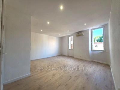 Vente Appartement 4 pi�ces CUERS 83390