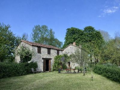 Vente Maison 6 pi�ces AUNAC 16460