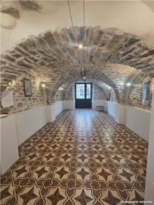 Vente Immeuble VANS 07140