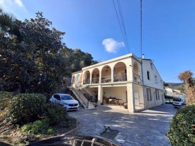 Vente Maison 8 pi�ces SAINT-AMBROIX 30500