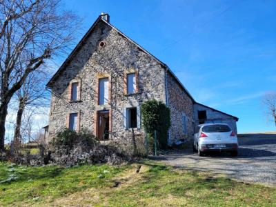 Vente Maison 4 pi�ces BAGNOLS 63810