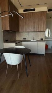 Location Appartement 2 pi�ces PARIS-17EME-ARRONDISSEMENT 75017