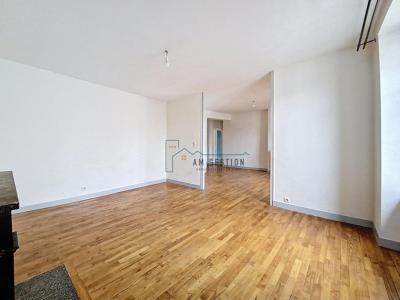 For rent Apartment LIMOGES 