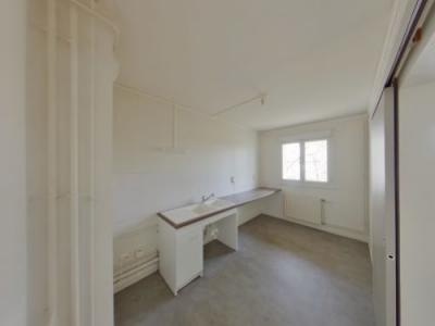 Location Appartement 3 pi�ces SAINT-AMAND-MONTROND 18200