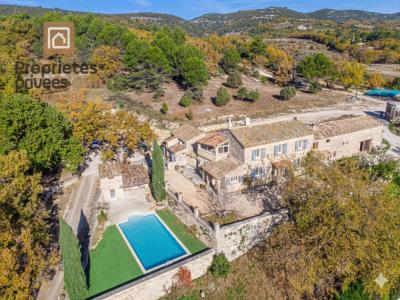 Vente Maison 10 pièces MURS 84220