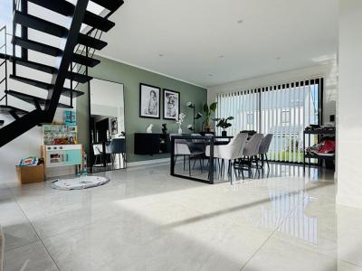 For sale House CREVIN 