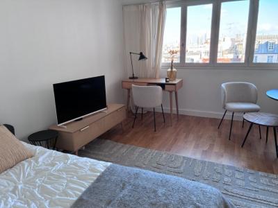 For rent Apartment PARIS-18EME-ARRONDISSEMENT  75