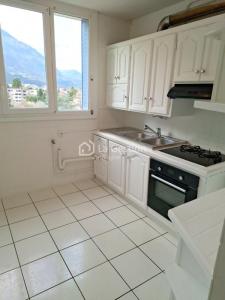 Location Appartement 4 pièces FONTAINE 38600