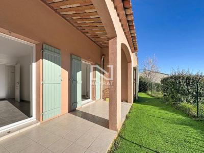 For sale Apartment ROQUEBRUNE-SUR-ARGENS  83