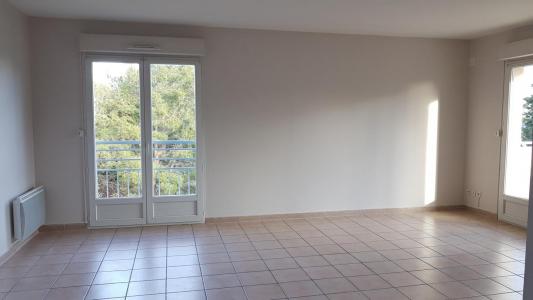 Location Appartement 4 pi�ces ANGLES 30133