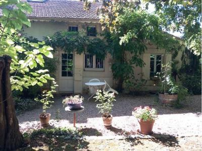 Location Maison 2 pièces CASTILLON-LA-BATAILLE 33350