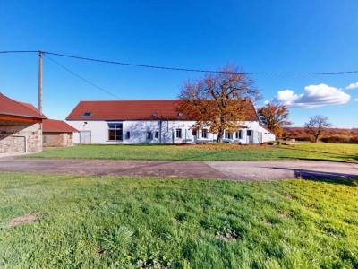 Vente Maison 7 pièces LAPEYROUSE 63700