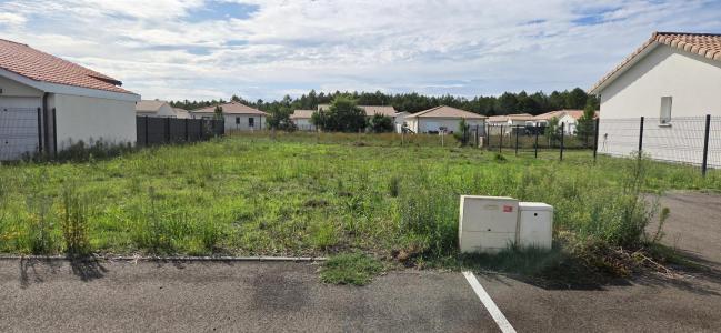 For sale Land PARENTIS-EN-BORN  40