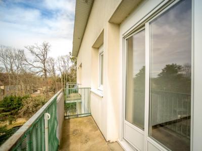 For rent Apartment CHAROLLES 