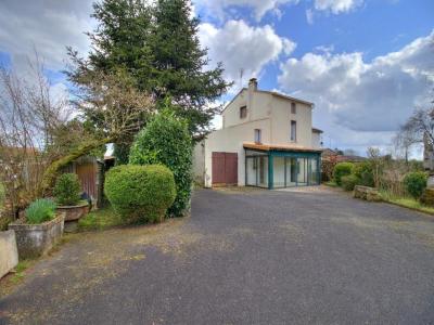 Vente Maison 4 pi�ces SAINTE-OUENNE 79220