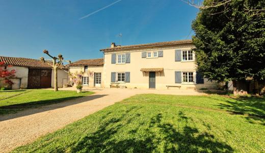 Vente Maison 7 pi�ces VIVONNE 86370