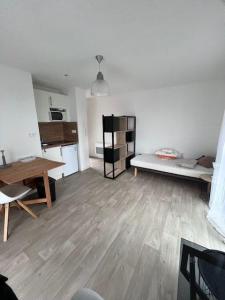For sale Apartment TROYES PROCHE CENTRE VILLE 10