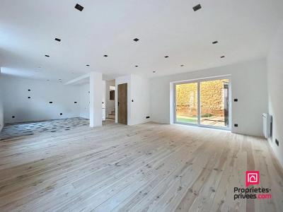 Vente Maison 8 pi�ces COURGAINS 72260