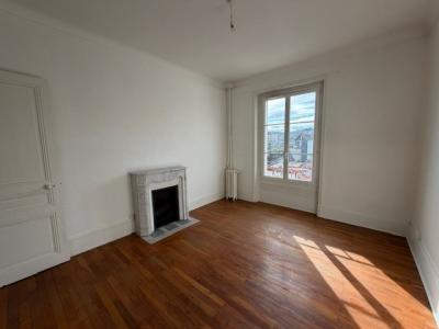 For sale Apartment SAINT-ETIENNE 