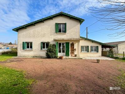 Vente Maison 4 pi�ces VIRSAC 33240