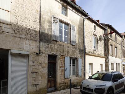 Vente Maison 4 pièces SAUZE-VAUSSAIS 79190