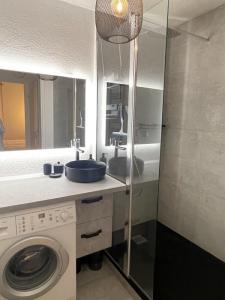 For rent Apartment CASTELGINEST 