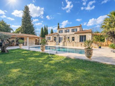 Vente Maison 6 pièces PARADOU 13520