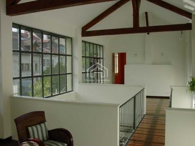 Location Maison 10 pi�ces GEX 01170