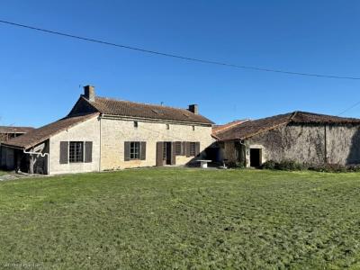 Vente Maison 5 pièces CIVRAY 86400