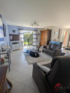 Vente Maison 7 pièces ARC-LES-GRAY 70100