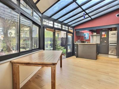 Vente Appartement 4 pièces BORDEAUX 33000