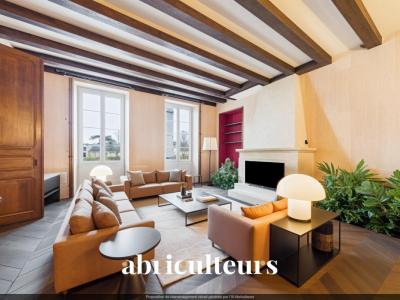 Vente Maison 10 pi�ces JARNAC 16200