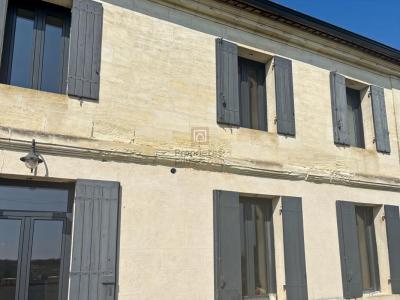 Vente Maison 9 pi�ces VAYRES 33870