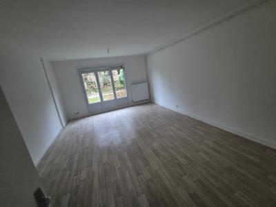 Location Maison VIREUX-WALLERAND  08