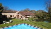 Vente Maison Nouaille-maupertuis  86340 8 pieces 317 m2