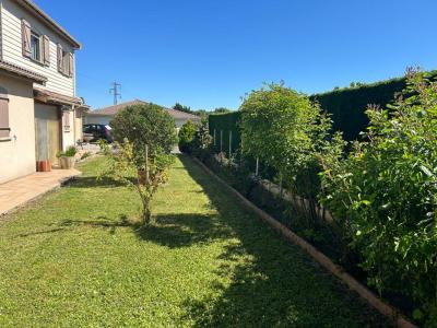 Vente Maison 8 pi�ces CARBON-BLANC 33560