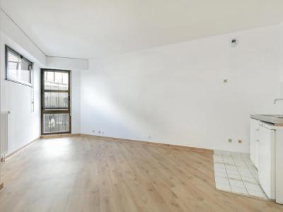 For sale Apartment LEVALLOIS-PERRET  92