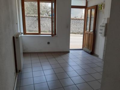 For rent Apartment SAINT-LOUP-SUR-SEMOUSE